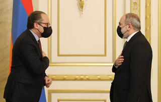 Prime Minister Pashinyan receives Austrian Foreign Minister Alexander Schallenberg