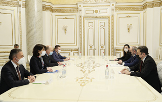 PM Pashinyan receives the delegation led by the Co-President of the Euronest Parliamentary Assembly Andrius Kubilius