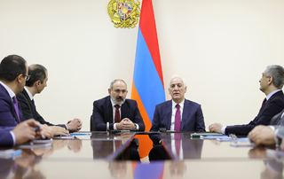 Վարչապետը Բարձր տեխնոլոգիական արդյունաբերության նախարարության աշխատակազմին է ներկայացրել նորանշանակ նախարարին