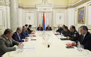 PM Pashinyan chairs Security Council meeting 