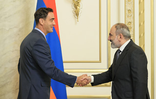 PM Pashinyan receives Ambassador of Argentina to Armenia 