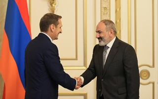 Prime Minister Pashinyan receives Sergey Naryshkin