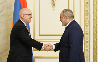 PM Pashinyan receives newly appointed US Co-chair of the OSCE Minsk Group Philip Reeker 