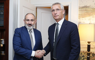 PM Pashinyan meets with NATO Secretary General Jens Stoltenberg