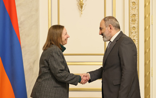 PM Pashinyan holds farewell meeting with the US Ambassador to Armenia Lynne Tracy