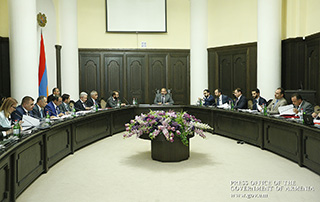 Une séance extraordinaire  conditionnelle  du Gouvernement de la RA a eu lieu,
 dirigée par le Premier ministre Nikol Pashinyan
