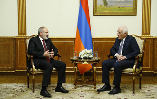 Prime Minister Pashinyan meets with President Khachaturyan