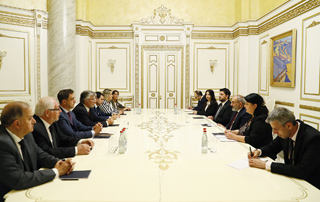 The Prime Minister receives the parliamentary delegation of Argentina