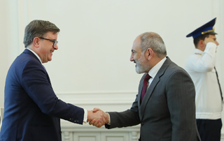 Премьер-министр Пашинян принял помощника государственного секретаря США Джеймса О’Брайена