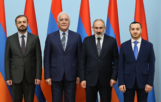 The swearing-in ceremony of Mkhitar Hayrapetyan and Gevorg Papoyan took place