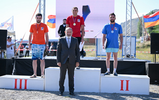 The Prime Minister attends the awarding ceremony of the amateur swimming tournament "Prime Minister's Cup of the Republic of Armenia"