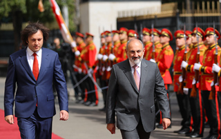 Nikol Pashinyan and Irakli Kobakhidze meet in Tbilisi