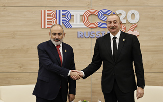 Prime Minister of Armenia and president of Azerbaijan meet in Kazan