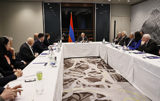 The Prime Minister meets with representatives of the Armenian community in Switzerland