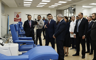 The Prime Minister attends opening ceremony of Blood Bank center

