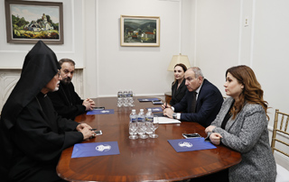 The Prime Minister meets with the Chairman of the commission between the World Council of Churches and the Vatican, as well as heads of Armenian Organizations in the US