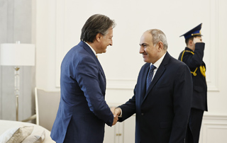 The Prime Minister receives newly appointed Italian Ambassador to Armenia