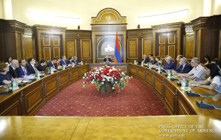 «Le gouvernement de la République d'Arménie a la volonté politique la plus forte possible pour mener résolument la lutte contre la corruption»;  La première séance du Conseil de politique anti-corruption sous la présidence  du Premier ministre