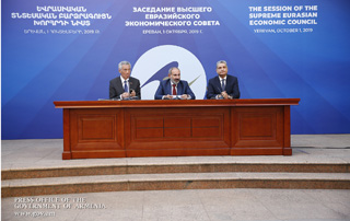 “The Supreme Eurasian Economic Council’s Yerevan Summit was unprecedented in its nature” – Armenian, Singaporean Prime Ministers and EAEC Board Chairman come up with joint press conference