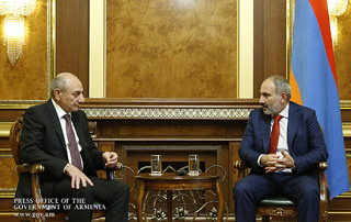 Meeting held between Nikol Pashinyan and Bako Sahakyan