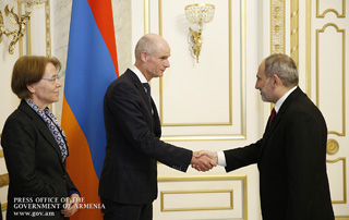 Никол Пашинян и Стеф Блок обсудили перспективы развития армяно-нидерландских отношений