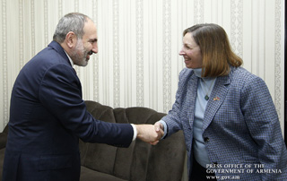 Le Premier ministre a  rencontré l'Ambassadrice des États-Unis en Arménie Lynne Tracy et l’Adjudant général du Kansas Lee Tafanelli
