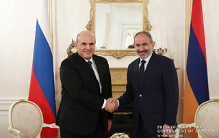 Nikol Pashinyan holds private talks with Mikhail Mishustin: Situation on Armenian-Azerbaijani border was discussed
