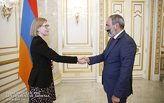 PM, Swedish Ambassador discuss ways of developing Armenian-Swedish relations