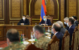 Programmes d'une valeur de 110 milliards de drams à mettre en œuvre en Artsakh, cofinancés par le gouvernement arménien et le Fond arménien “Hayastan All Armenian”: une séance conjointe des Conseils de sécurité d'Arménie et d'Artsakh a eu lieu

